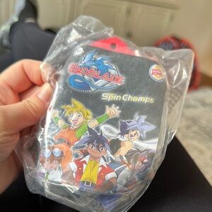 Brand New Vintage Beyblade Spin Champs Toy Burger King 2002